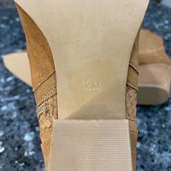 Matisse Daphne Cognac Brown Suede  Textured Western Ankle Booties Size 12 - Picture 8 of 8